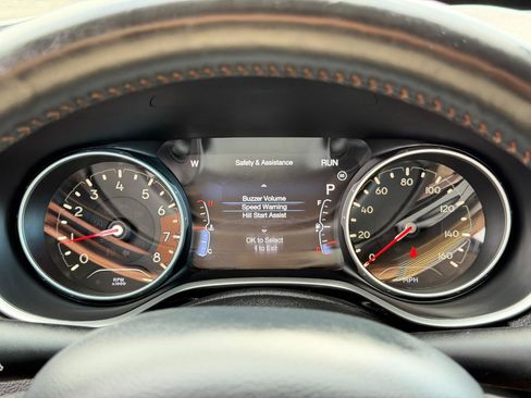 Used 2018 Jeep Compass Limited AWD/4WD image 70