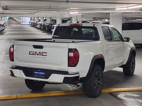 New 2025 GMC Canyon Elevation w/ Convenience Package image 4