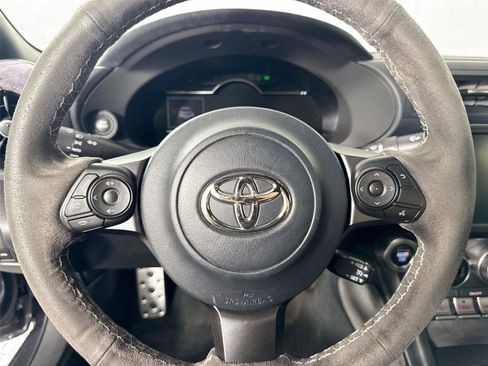 Used 2023 Toyota GR86 Premium RWD image 16