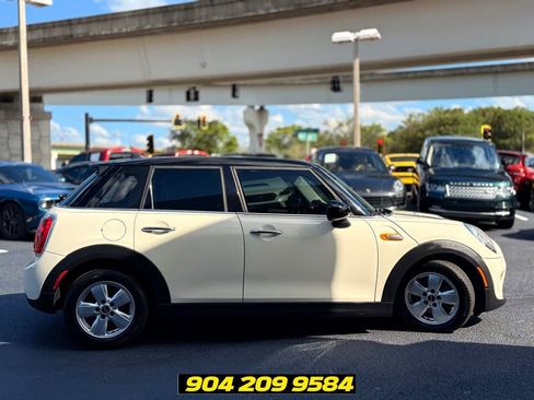 Used 2015 MINI Cooper 4-Door Hardtop FWD image 11