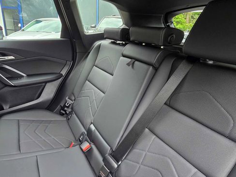 Used 2025 BMW X1 xDrive28i w/ Premium Package image 17