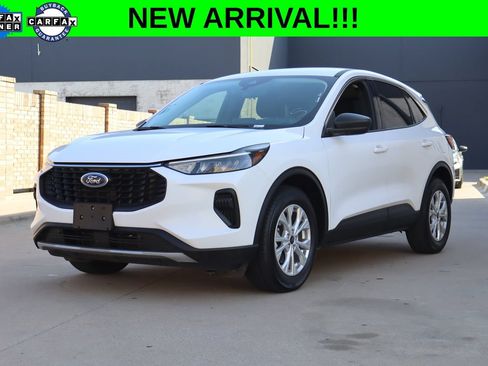 Used 2024 Ford Escape Active FWD image 1