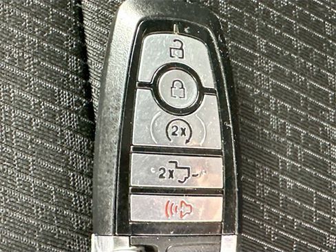 Used 2022 Ford F150 XLT w/ Equipment Group 302A High image 16