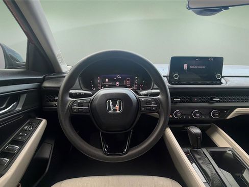 Used 2025 Honda Accord SE image 12
