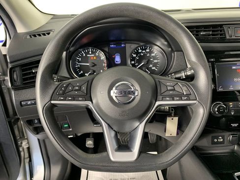 Used 2020 Nissan Rogue Sport S FWD image 21