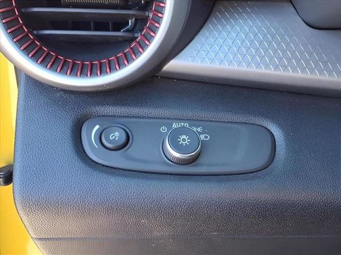 Used 2024 Chevrolet Trax RS image 14