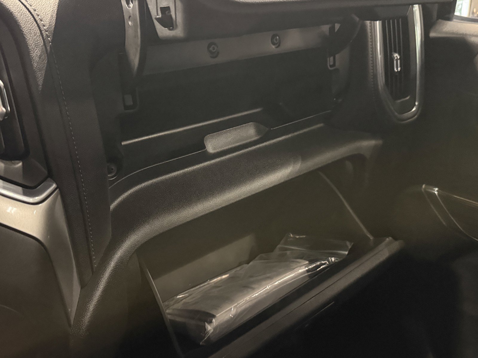 Used 2021 Chevrolet Silverado 1500 RST AWD/4WD image 17