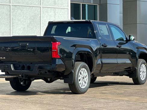 New 2026 Toyota Tacoma SR5 image 4