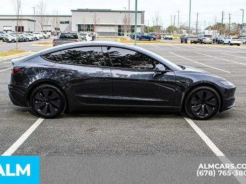 Used 2025 Tesla Model 3 Long Range AWD/4WD image 9