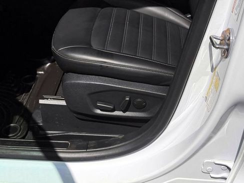 Used 2022 Ford Edge SEL w/ Convenience Package AWD/4WD image 18