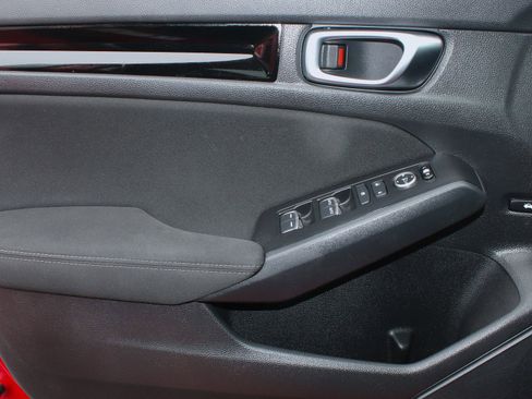 Used 2022 Honda Civic EX image 12