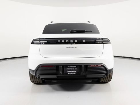 New 2025 Porsche Macan 4 Electric image 9