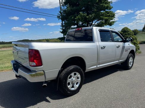 Used 2017 RAM 3500 Big Horn image 7