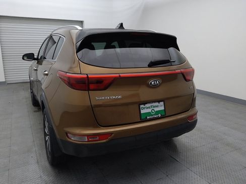 Used 2017 Kia Sportage EX w/ EX Technology Package image 6