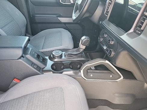 Used 2023 Ford Bronco Outer Banks AWD/4WD image 45