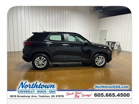 Used 2023 Chevrolet TrailBlazer LS FWD image 6