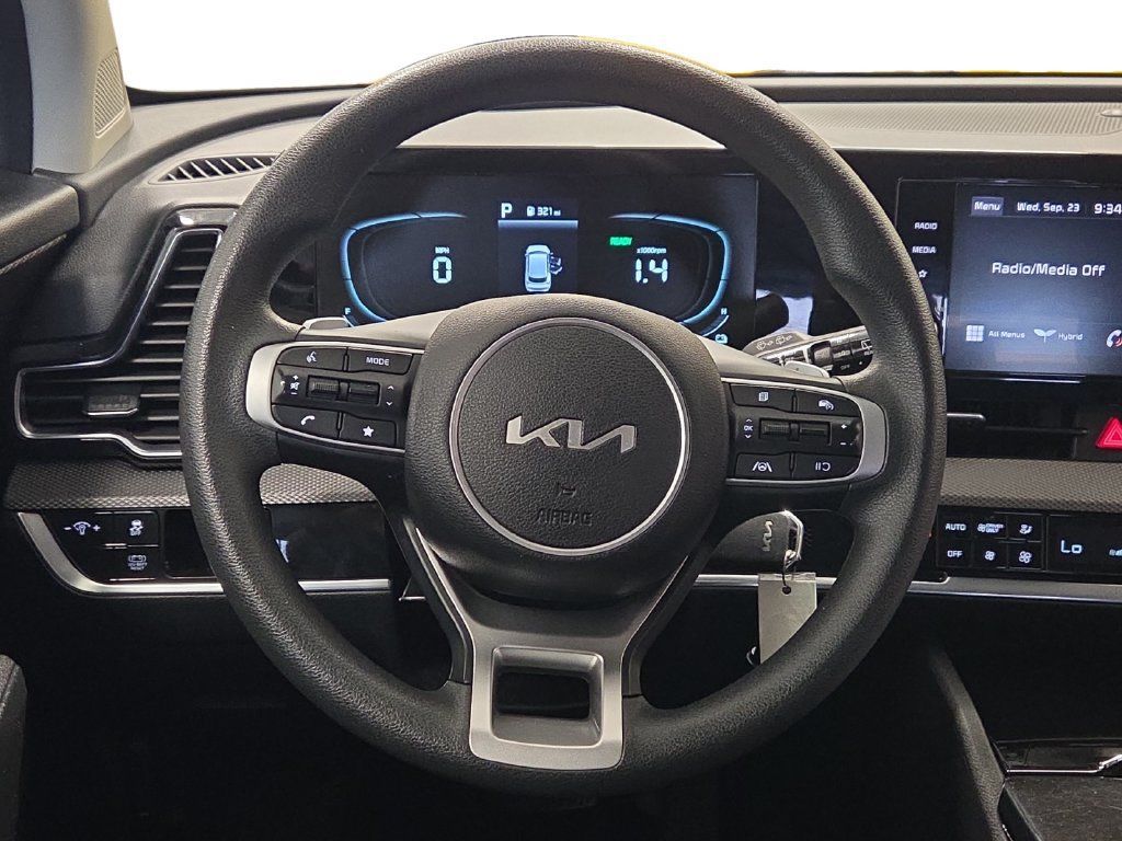 Used 2023 Kia Sportage LX AWD/4WD image 12