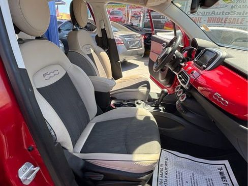 Used 2016 FIAT 500X Lounge image 19