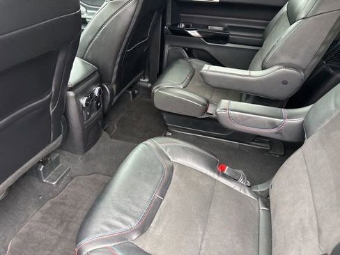 Used 2024 Ford Explorer ST w/ Equipment Group 401A image 33