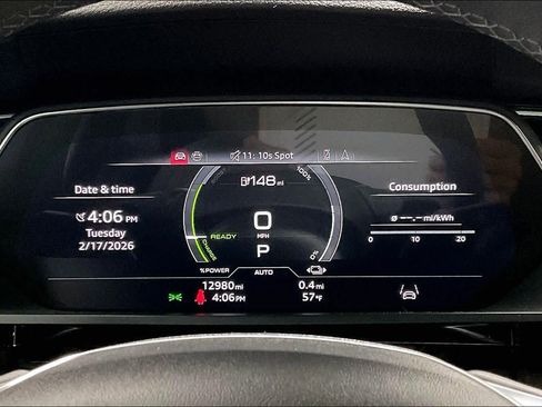 Used 2024 Audi Q8 e-tron Prestige w/ Prestige Package image 21