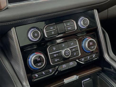 Used 2023 GMC Yukon XL Denali Ultimate image 20
