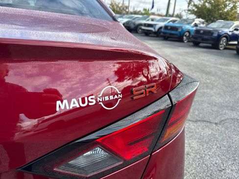 New 2025 Nissan Altima 2.5 SR image 8