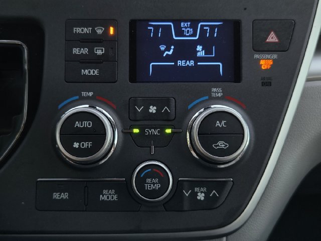 Used 2020 Toyota Sienna LE FWD image 17