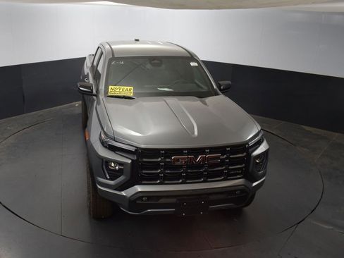 New 2025 GMC Canyon AT4 image 37
