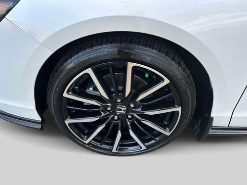 Certified 2025 Honda Accord Touring image 7