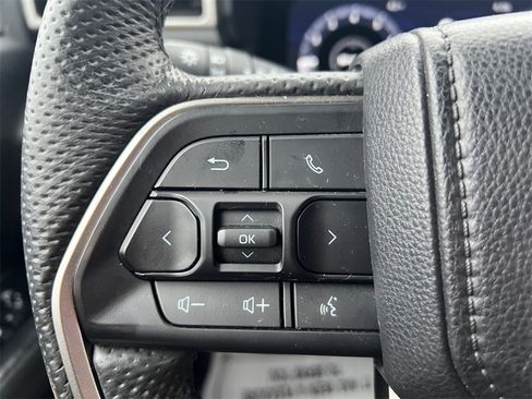 Used 2024 Toyota Tacoma TRD Off-Road image 23