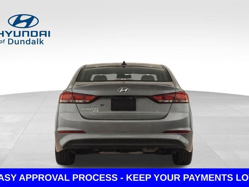Used 2018 Hyundai Elantra SE FWD image 5