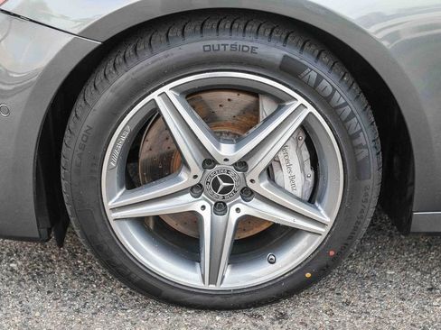 Used 2018 Mercedes-Benz E 300 w/ Premium 1 Package image 11