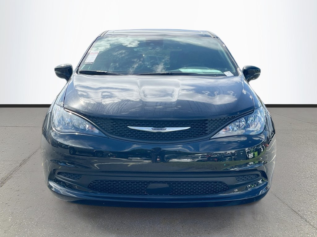 New 2026 Chrysler Voyager LX FWD image 2