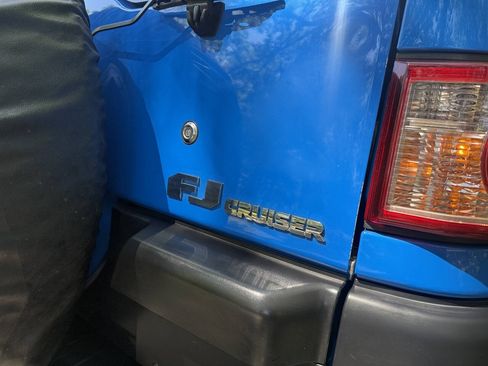 Used 2007 Toyota FJ Cruiser 4WD image 29