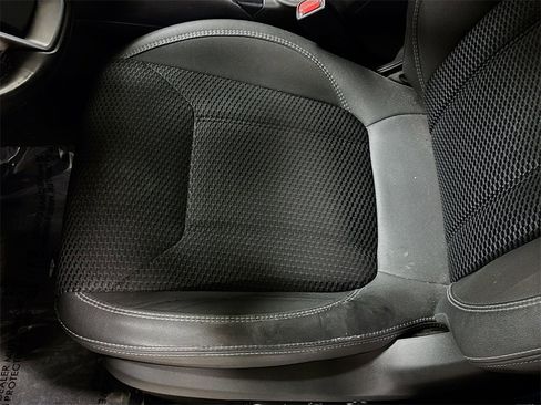 Used 2020 Subaru Forester Premium image 20