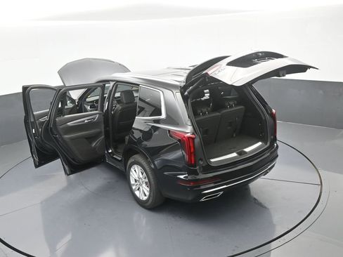 Used 2023 Cadillac XT6 Luxury image 71