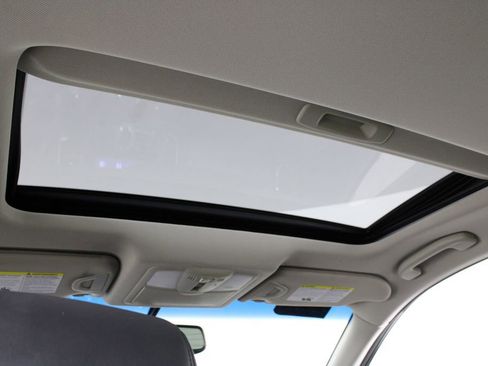 Used 2017 INFINITI QX50 2WD w/ Premium Plus Package image 20