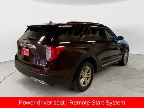 Used 2022 Ford Explorer XLT w/ Equipment Group 202A image 6