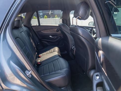 Used 2018 Mercedes-Benz GLC 300 4MATIC image 23