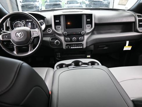 Used 2024 RAM 3500 Tradesman w/ Chrome Appearance Group image 35