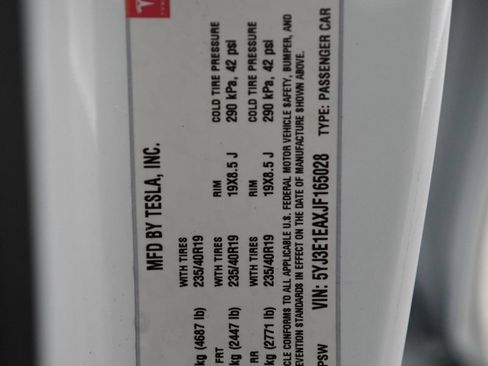 Used 2018 Tesla Model 3 Long Range RWD image 29
