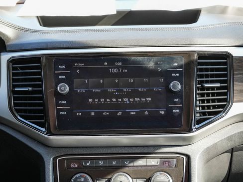 Used 2023 Volkswagen Atlas SE AWD/4WD image 14