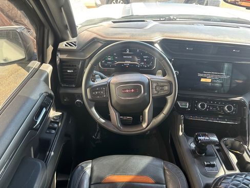 Used 2024 GMC Sierra 1500 AT4 w/ Technology Package image 2