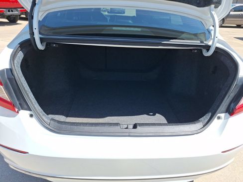 Used 2022 Honda Accord Sport image 35