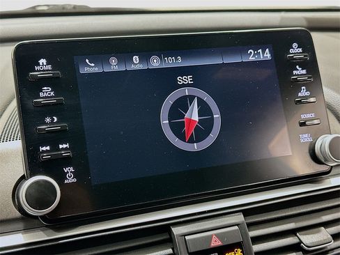 Used 2019 Honda Accord Sport image 13