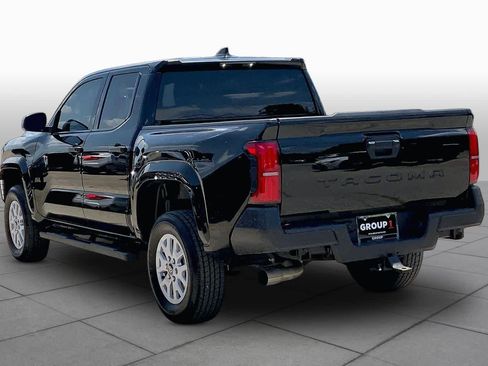 Used 2025 Toyota Tacoma SR RWD image 11