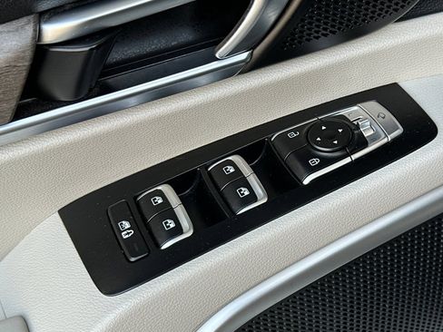 Used 2020 Kia Telluride EX AWD/4WD image 11