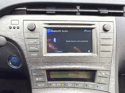 Used 2013 Toyota Prius Two image 18