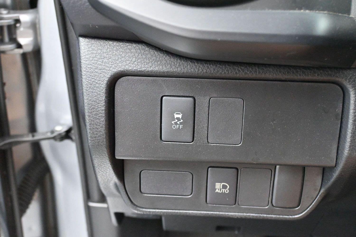 Used 2021 Toyota Tacoma SR w/ SX Package RWD image 26