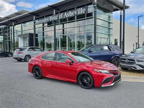 Used 2023 Toyota Camry XSE FWD image 1